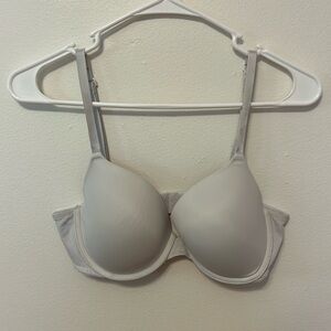 PINK VICTORIAS SECRET White T-Shirt Bra